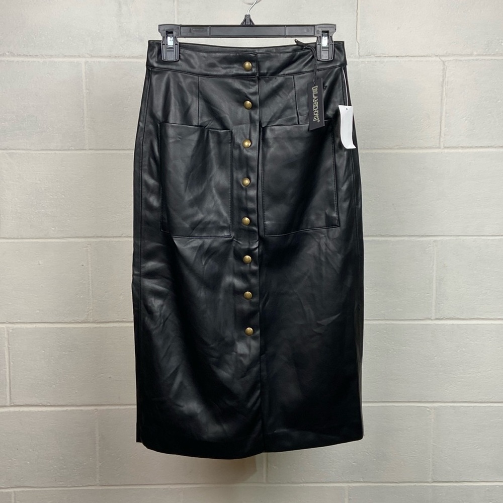 NWT Blank NYC Women's Faux Leather Snap Front Black Midi Skirt Size 25 Pockets